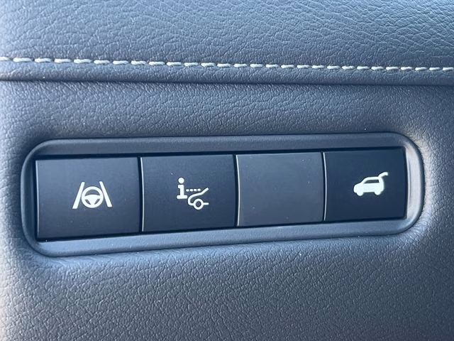 2026 Aspen White Tricoat Nissan Armada SL RWD SUV