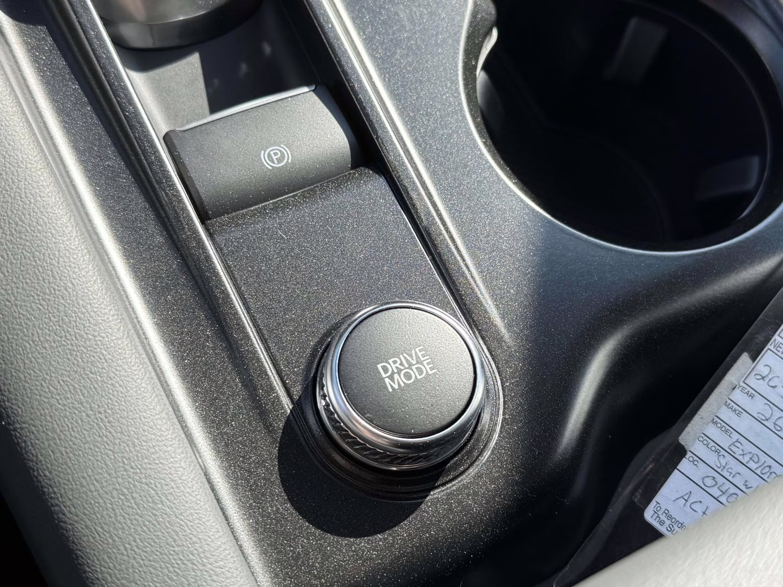 2026 Star White Metallic Tri-Coat Ford Explorer Active w/100A Pkg 4WD 4X4 SUV