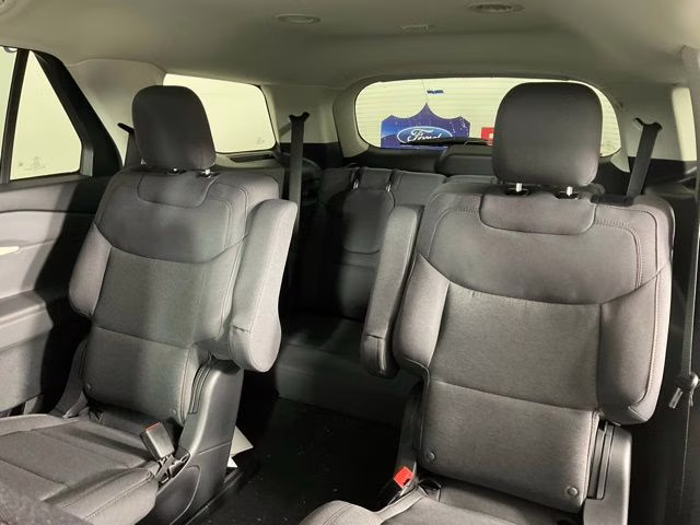 2026 White Metallic Ford Explorer Active RWD SUV