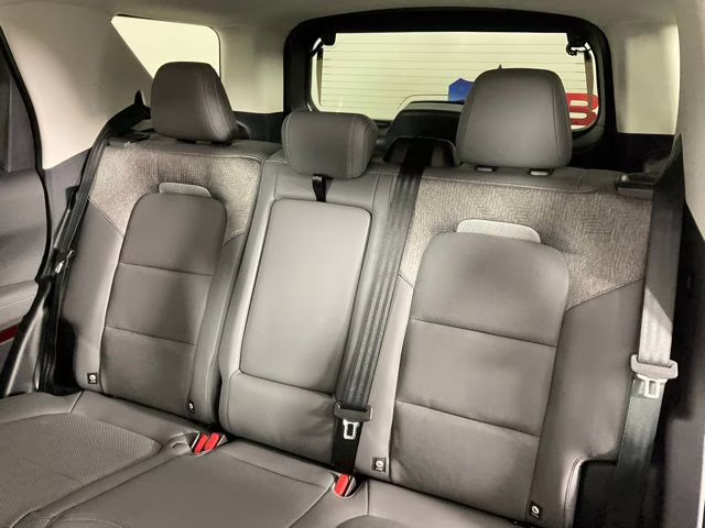 2025 Oxford White Ford Bronco Sport Badlands 4X4 SUV