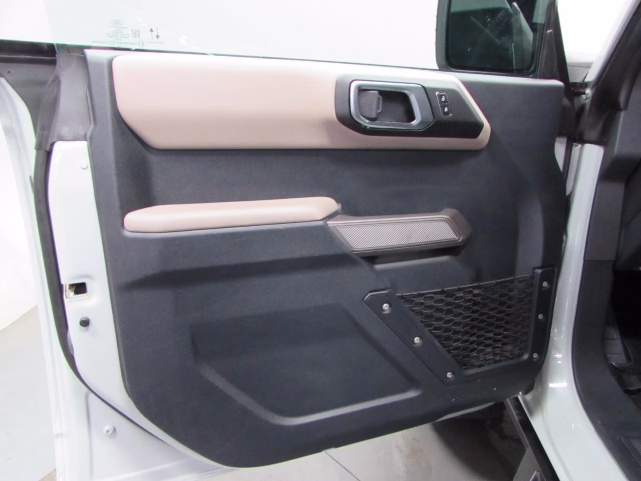 2023 Azure Gray Metallic Tri-Coat Ford Bronco Wildtrak 4X4 SUV