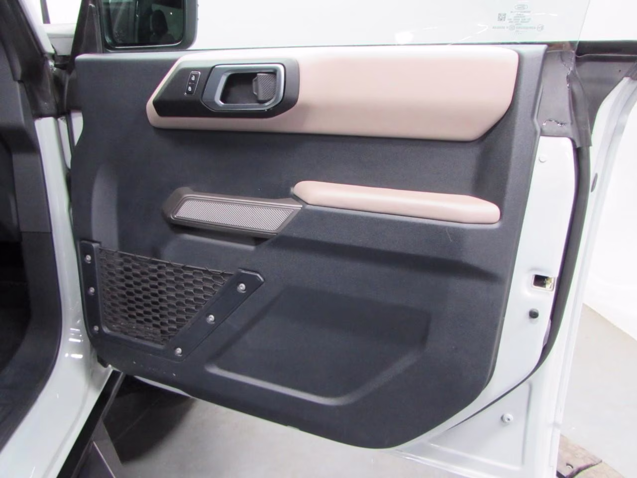 2023 Azure Gray Metallic Tri-Coat Ford Bronco Wildtrak 4X4 SUV