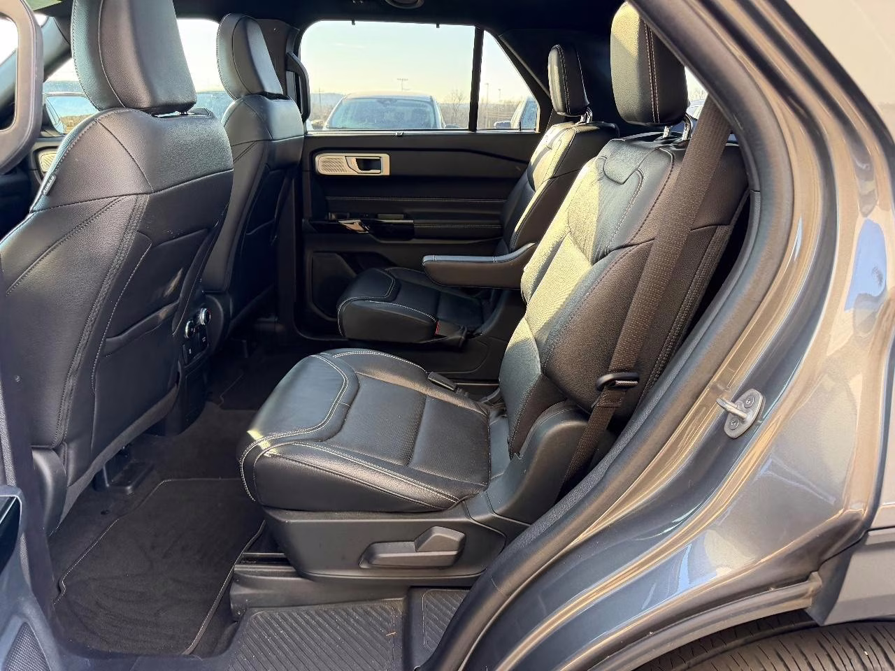 2023 Carbonized Gray Metallic Ford Explorer ST 4X4 SUV