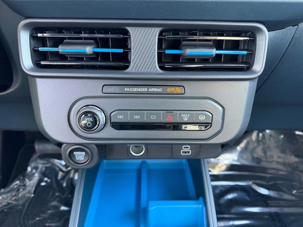 2026 Carbonized Gray Metallic Ford Maverick XLT FWD Truck