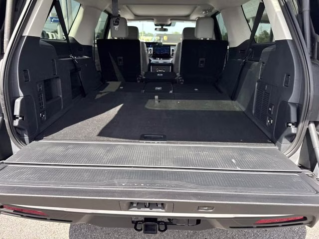 2026 White Metallic Ford Expedition Max Active RWD SUV