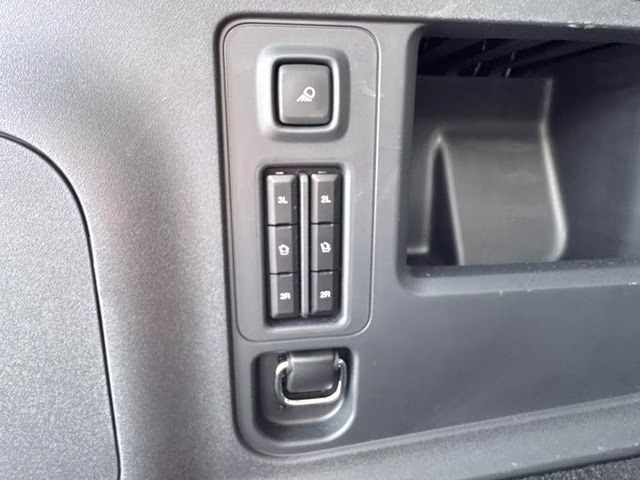 2026 White Metallic Ford Expedition Max Active RWD SUV