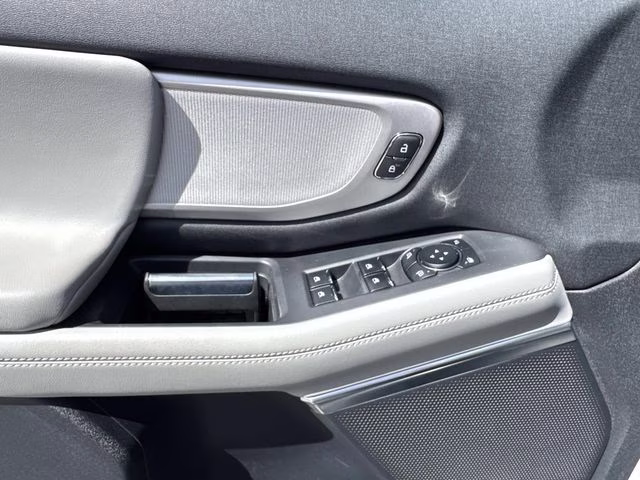 2026 White Metallic Ford Expedition Max Active RWD SUV