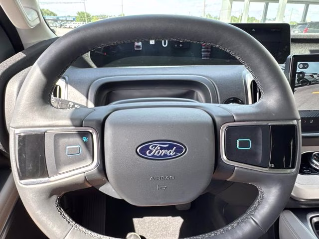 2026 White Metallic Ford Expedition Max Active RWD SUV