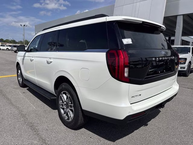 2026 White Metallic Ford Expedition Max Active RWD SUV