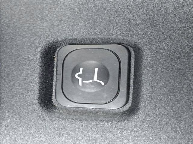 2026 White Metallic Ford Expedition Max Active RWD SUV