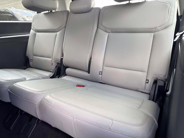 2026 White Metallic Ford Expedition Max Active RWD SUV