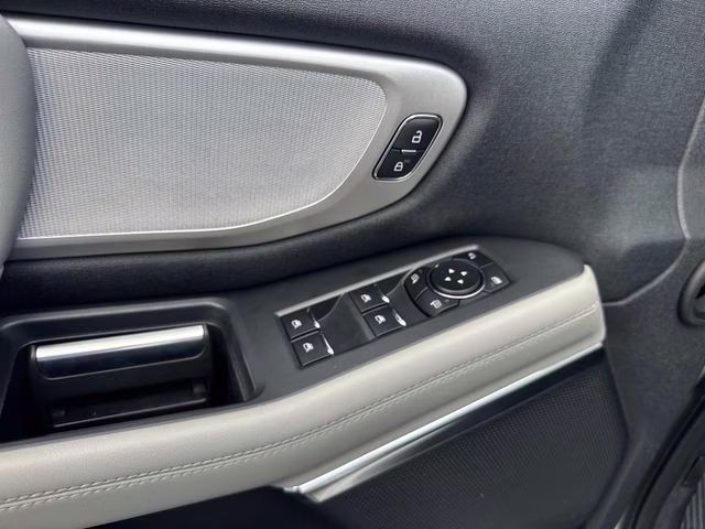 2026 White Metallic Ford Expedition Max Active RWD SUV