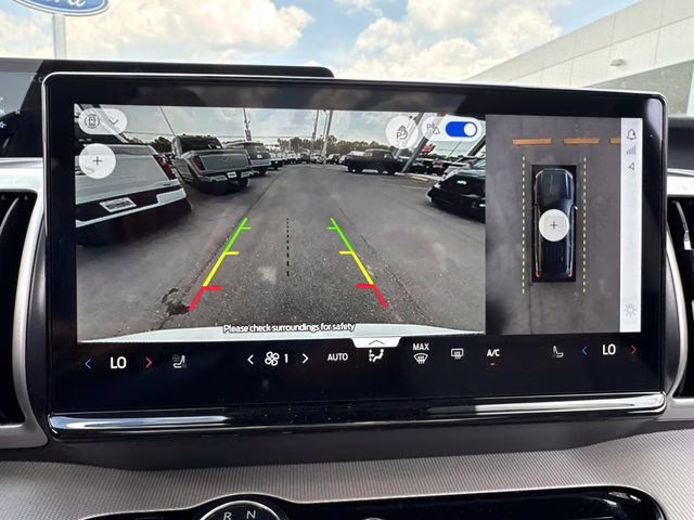 2026 White Metallic Ford Expedition Max Active RWD SUV