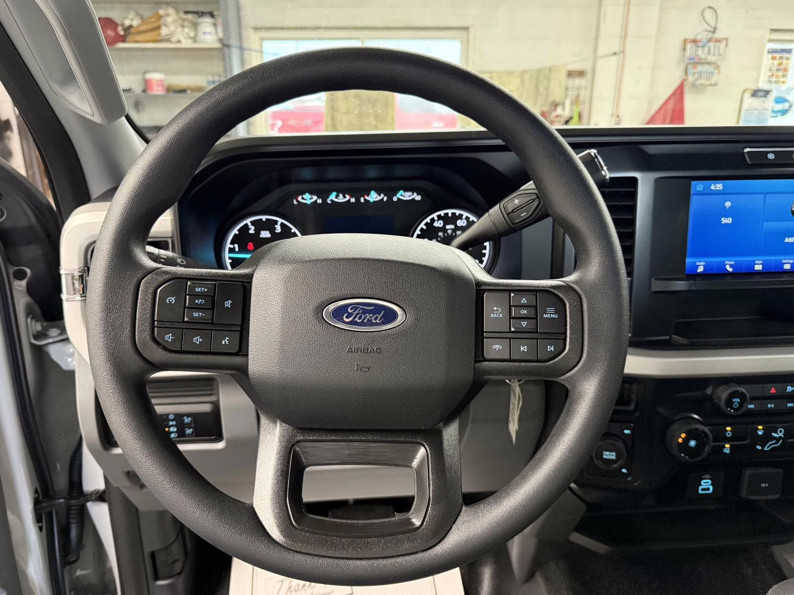 2026 Avalanche Ford Super Duty F-250 SRW XL 4X4 Truck