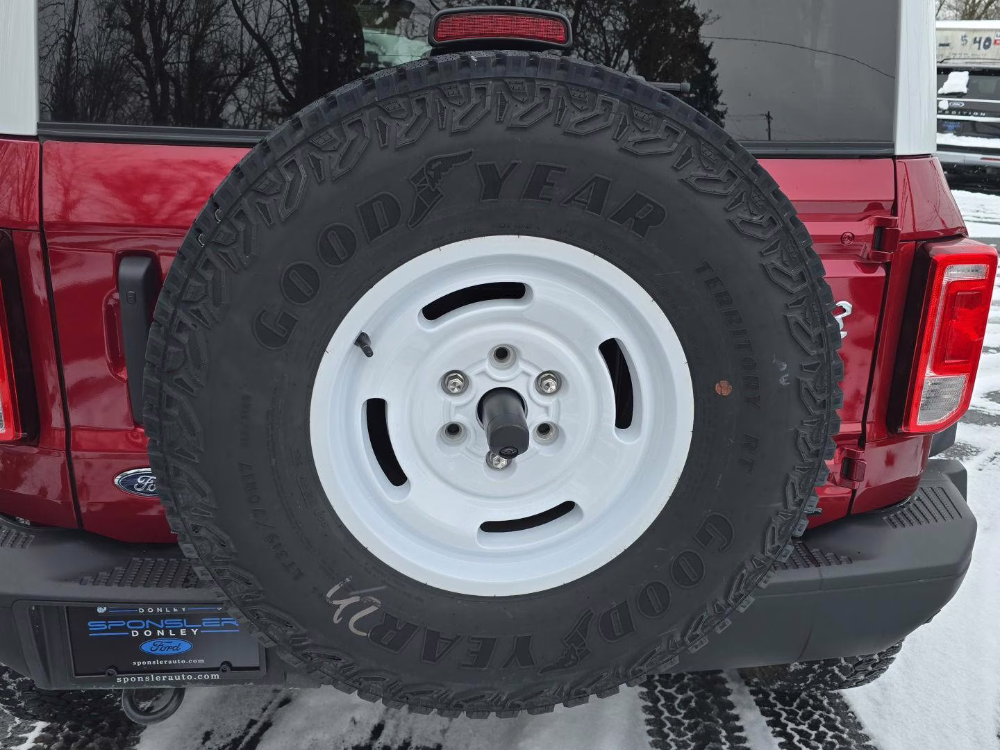 2025 Ruby Red Metallic Tinted Clearcoat Ford Bronco Heritage Edition 4X4 SUV