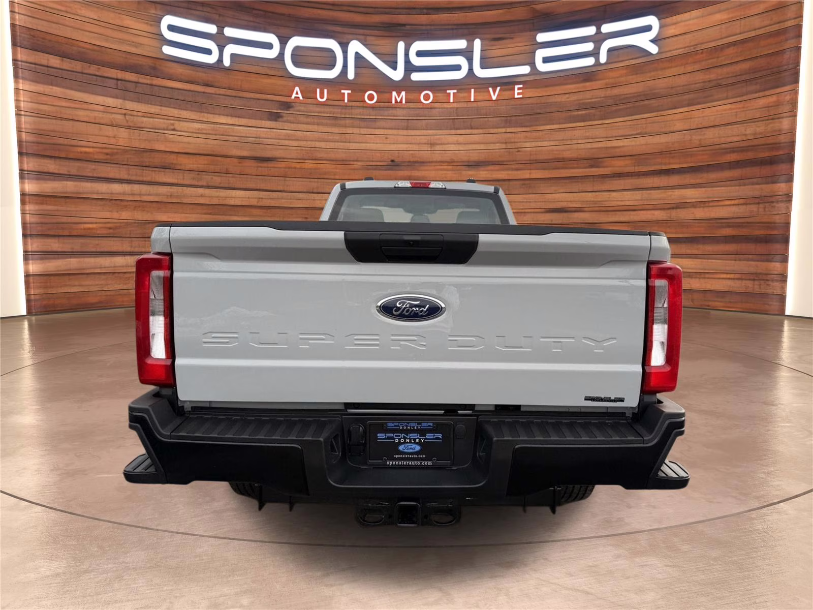 2026 Avalanche Ford Super Duty F-250 SRW XL 4X4 Truck