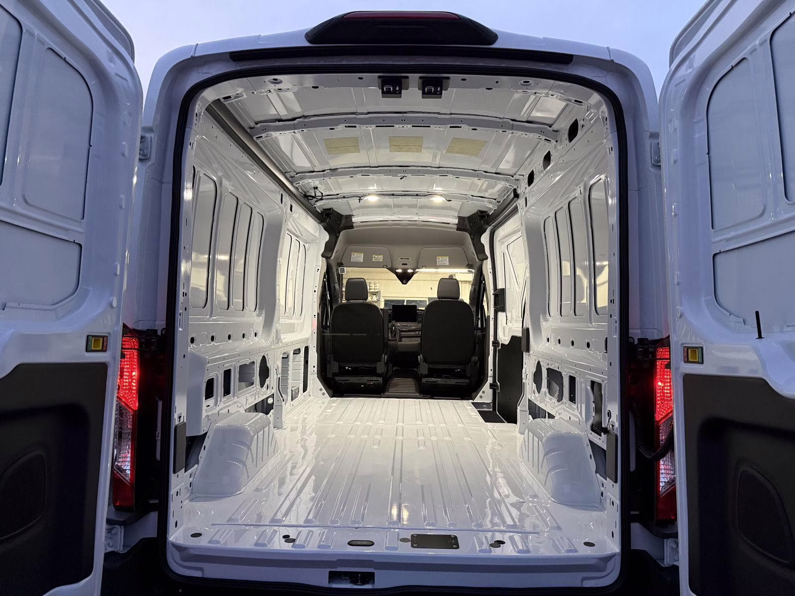 2026 Oxford White Ford Transit CARGO VAN RWD Van