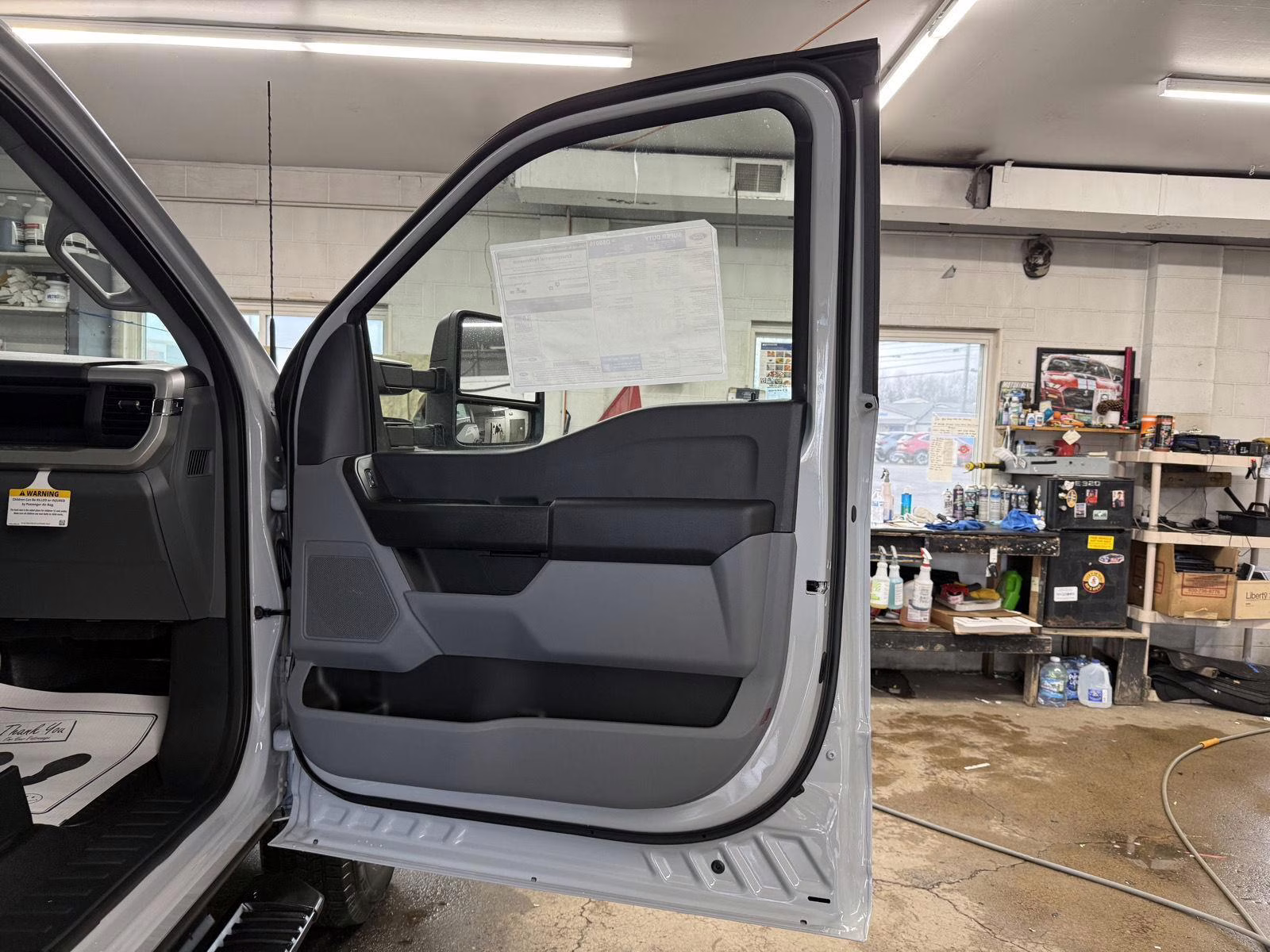 2026 Avalanche Ford Super Duty F-250 SRW XL 4X4 Truck