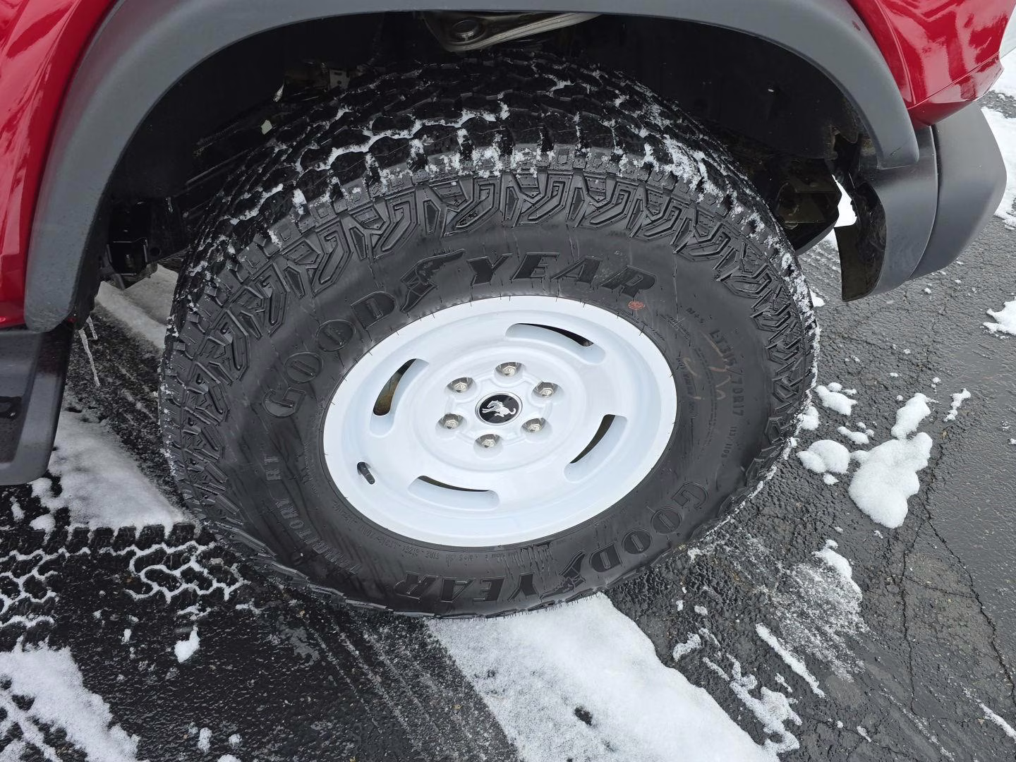 2025 Ruby Red Metallic Tinted Clearcoat Ford Bronco Heritage Edition 4X4 SUV