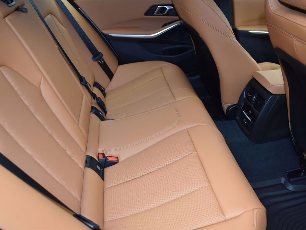 2026 Skyscraper Grey Metallic BMW 3 Series 330i RWD Sedan