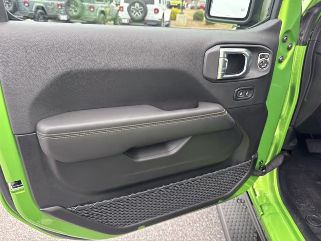 2026 Mojito Clearcoat Jeep Wrangler Sahara 4X4 Convertible