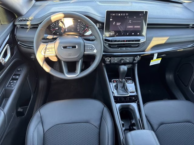 2026 Bright White Clearcoat Jeep Compass Latitude Altitude 4X4 SUV