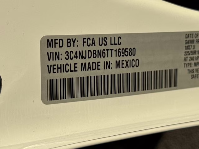 2026 Bright White Clearcoat Jeep Compass Latitude Altitude 4X4 SUV