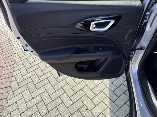 2026 Silver Zynith Metallic Clearcoat Jeep Compass Latitude Altitude 4X4 SUV