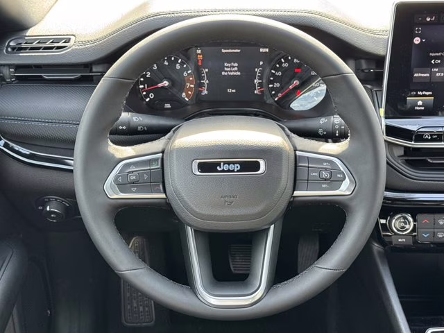 2026 Silver Zynith Metallic Clearcoat Jeep Compass Latitude Altitude 4X4 SUV