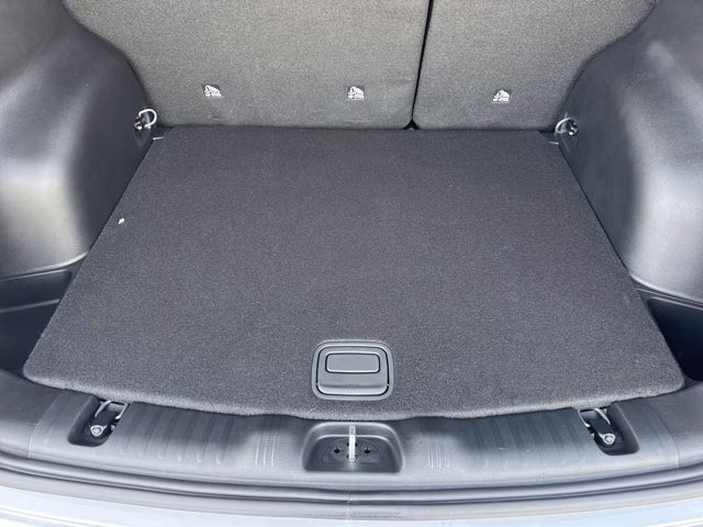 2026 Silver Zynith Metallic Clearcoat Jeep Compass Latitude Altitude 4X4 SUV