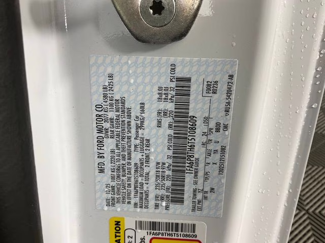 2026 Oxford White Ford Mustang EcoBoost RWD Coupe