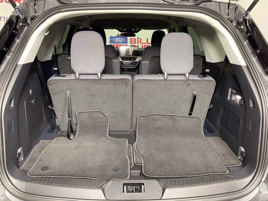 2026 Gray Metallic Ford Explorer Active RWD SUV