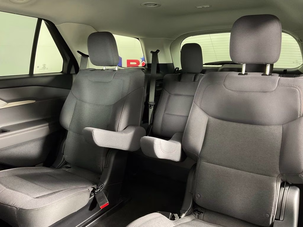 2026 Gray Metallic Ford Explorer Active RWD SUV