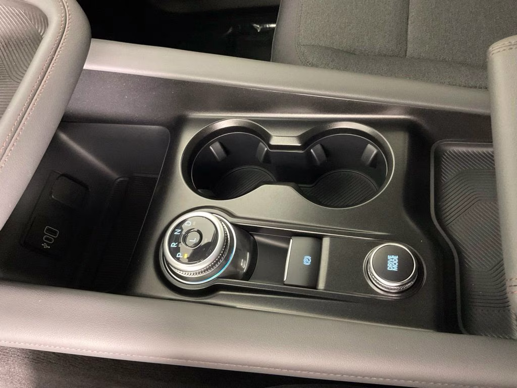 2026 Gray Metallic Ford Explorer Active RWD SUV