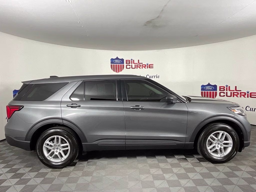 2026 Gray Metallic Ford Explorer Active RWD SUV