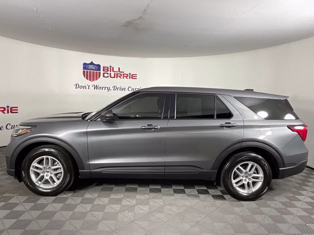2026 Gray Metallic Ford Explorer Active RWD SUV