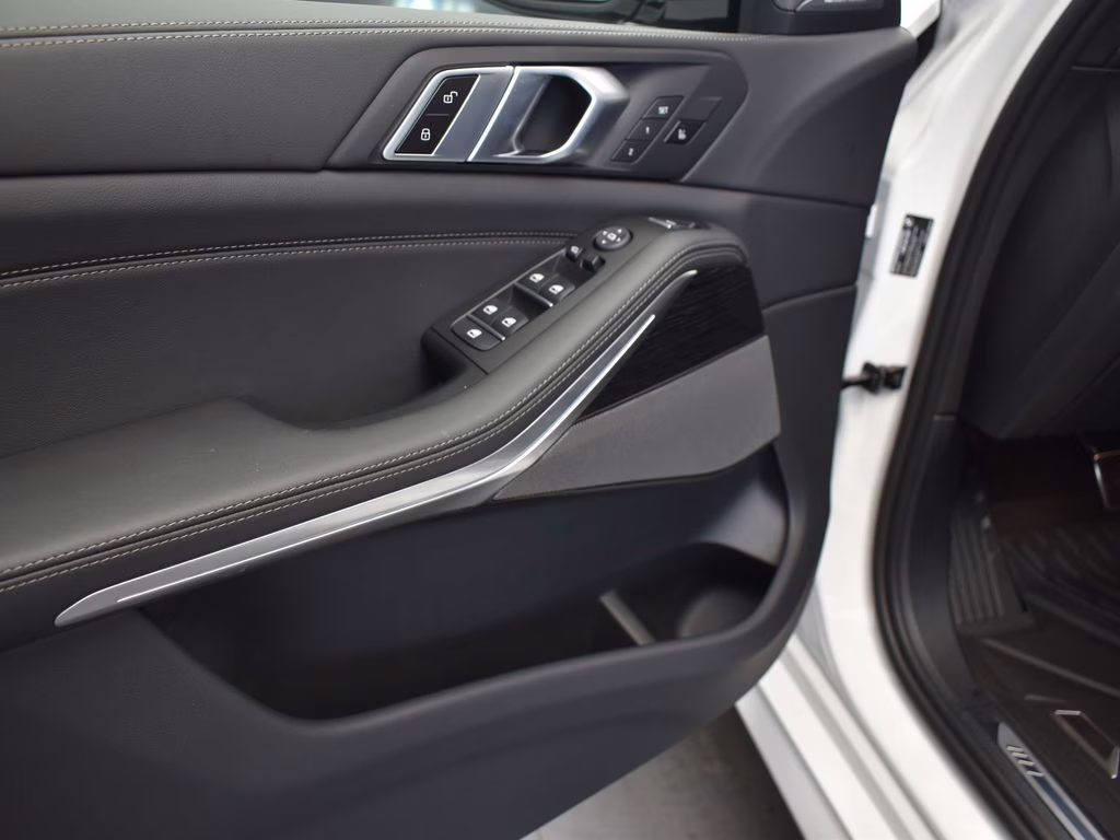 2026 Alpine White BMW X5 sDrive40i RWD SUV