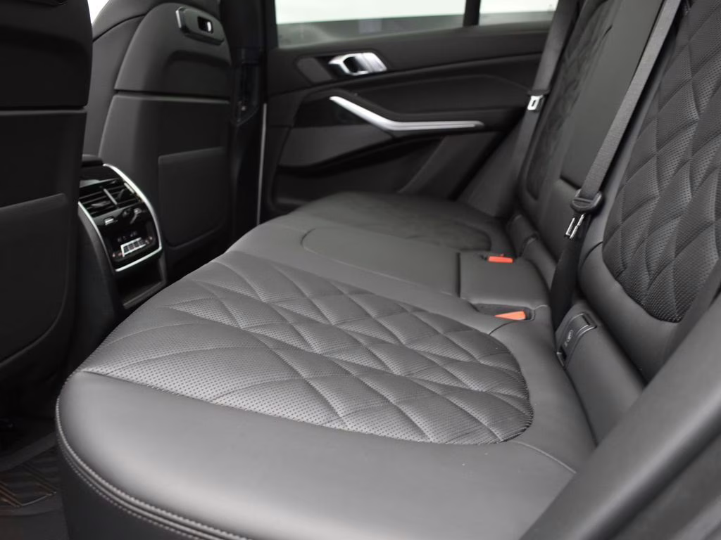 2026 Alpine White BMW X5 sDrive40i RWD SUV
