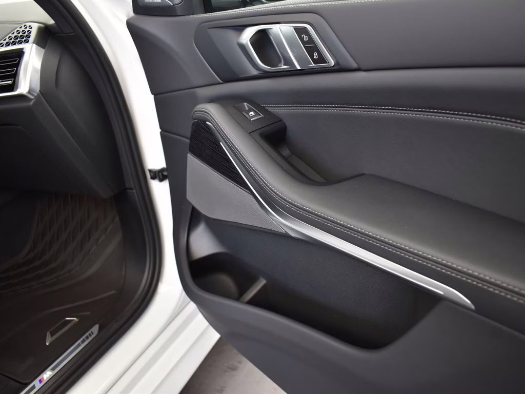 2026 Alpine White BMW X5 sDrive40i RWD SUV