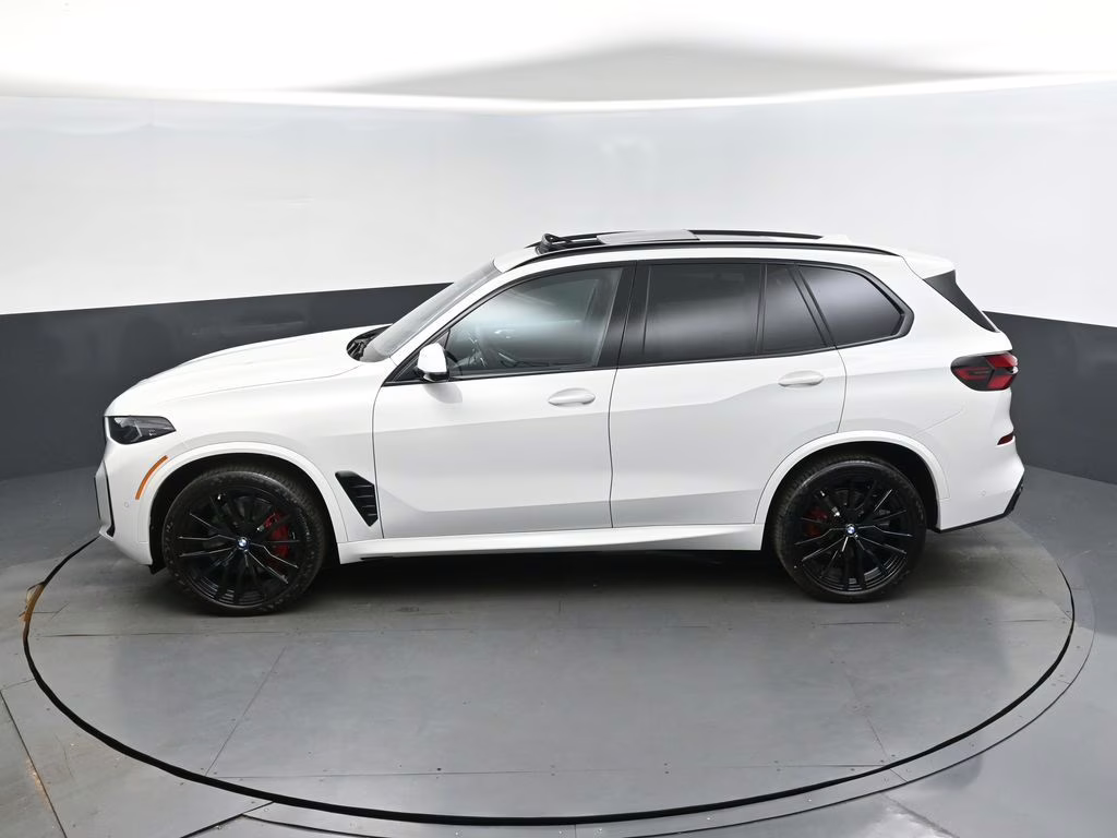 2026 Alpine White BMW X5 sDrive40i RWD SUV