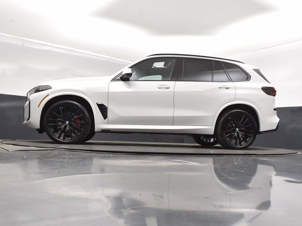 2026 Alpine White BMW X5 sDrive40i RWD SUV