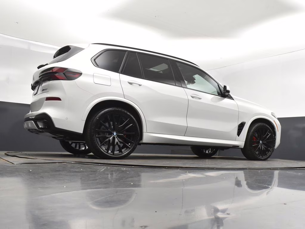 2026 Alpine White BMW X5 sDrive40i RWD SUV