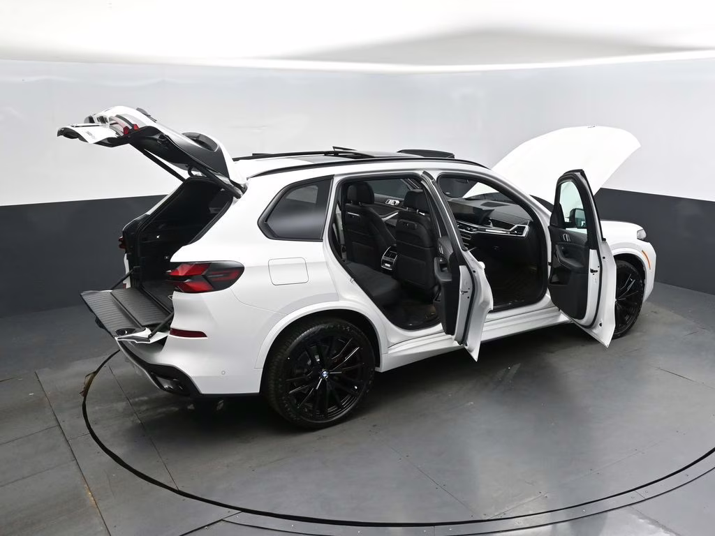 2026 Alpine White BMW X5 sDrive40i RWD SUV