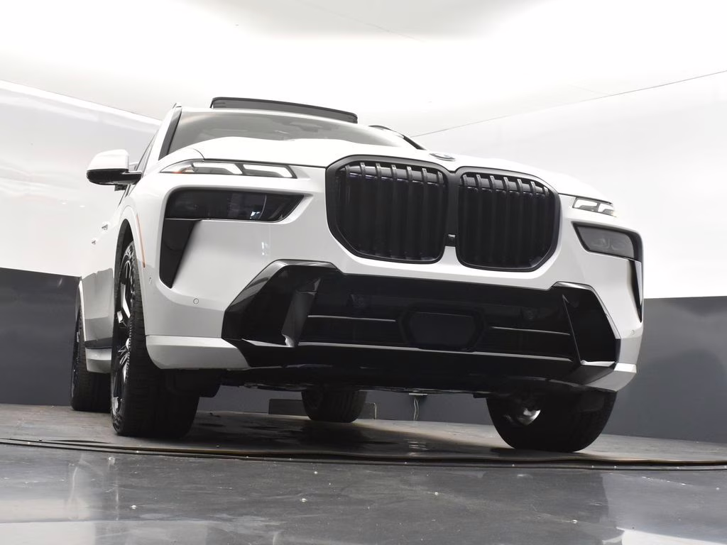 2026 Alpine White BMW X7 xDrive40i AWD SUV