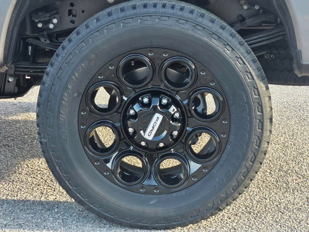 2026 Carbonized Gray Metallic Ford Super Duty F-350 SRW Lariat 4X4 Truck