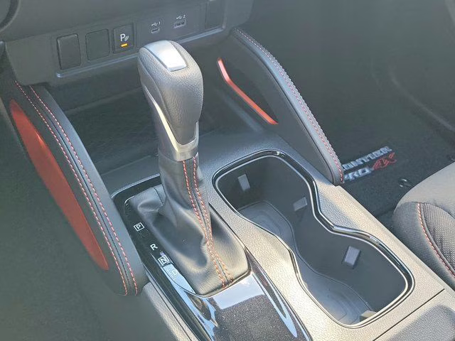 2025 Green Metallic Nissan Frontier PRO-4X 4X4 Truck