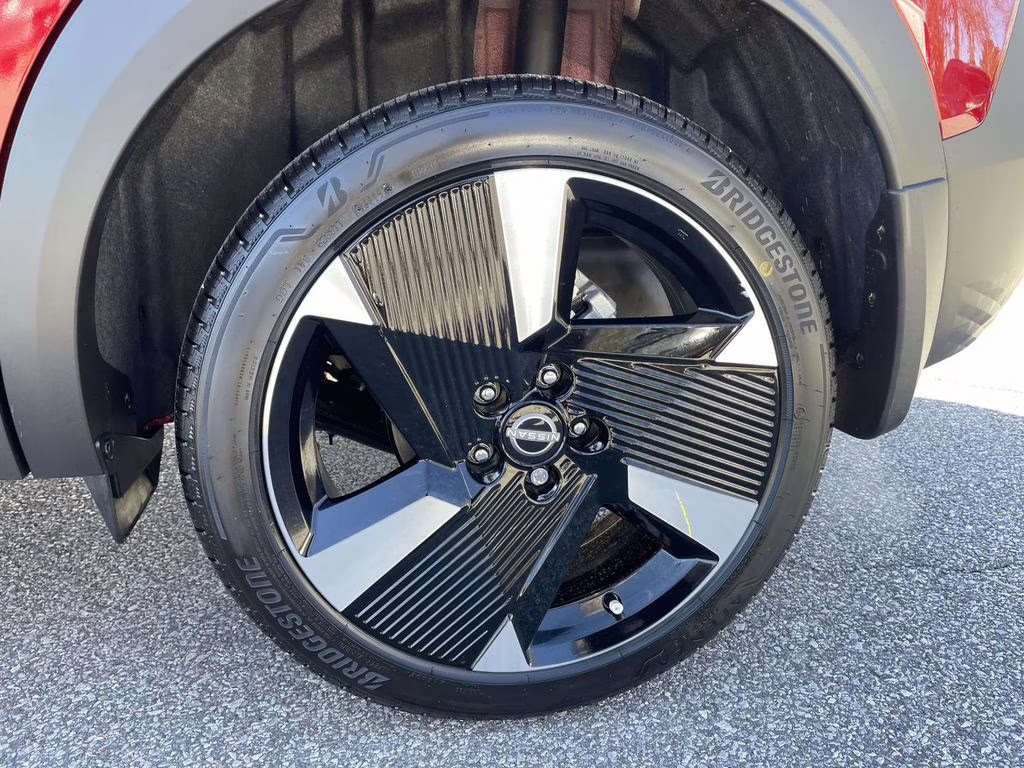 2026 Scarlet Ember Tintcoat Nissan Kicks SR FWD SUV