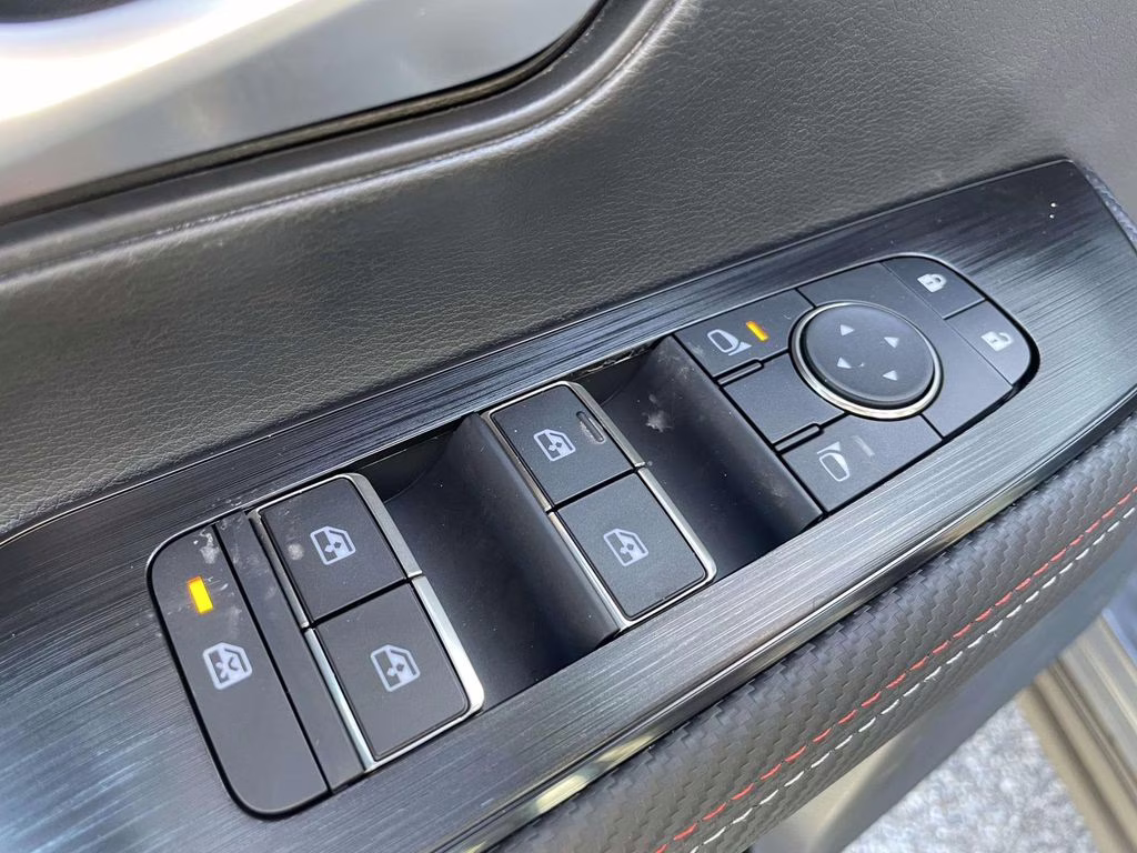 2026 Gun Metallic Nissan Kicks SR FWD SUV