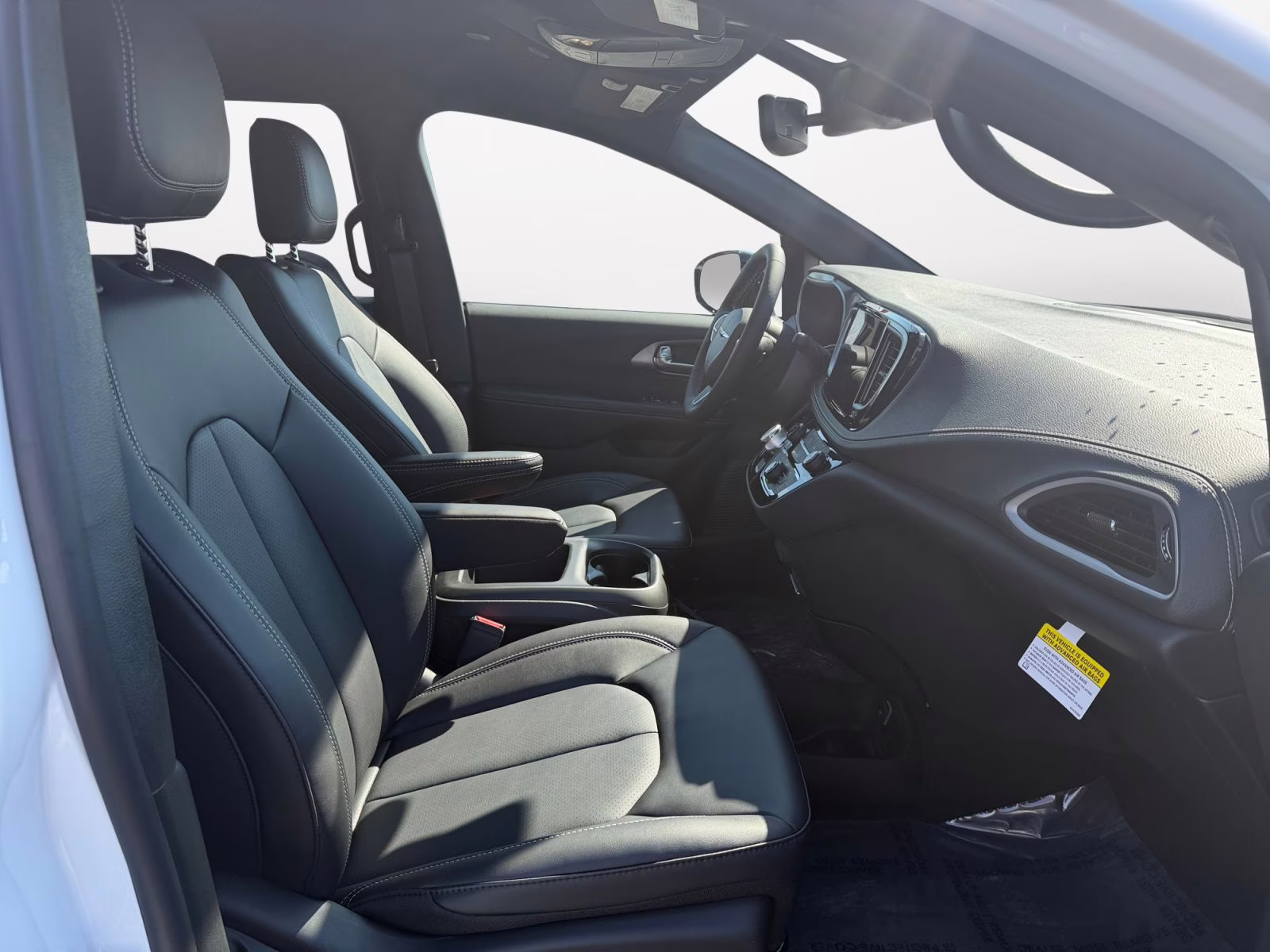 2026 Bright White Clearcoat Chrysler Pacifica Select AWD Van