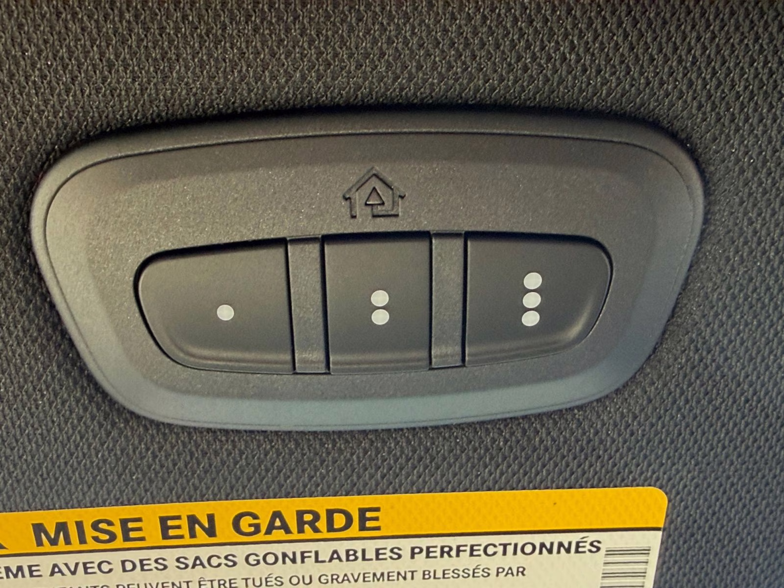 2026 Bright White Clearcoat Chrysler Pacifica Select AWD Van